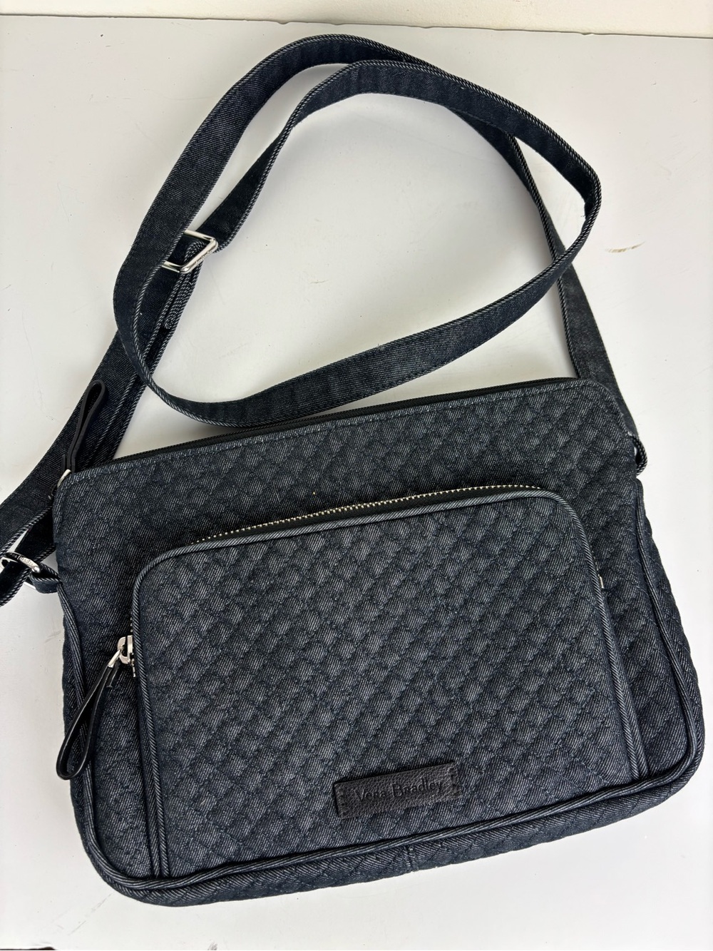 Vera Bradley Iconic RFID Hipster Crossbody Bag in Quilted Dark Denim Blue-EuC